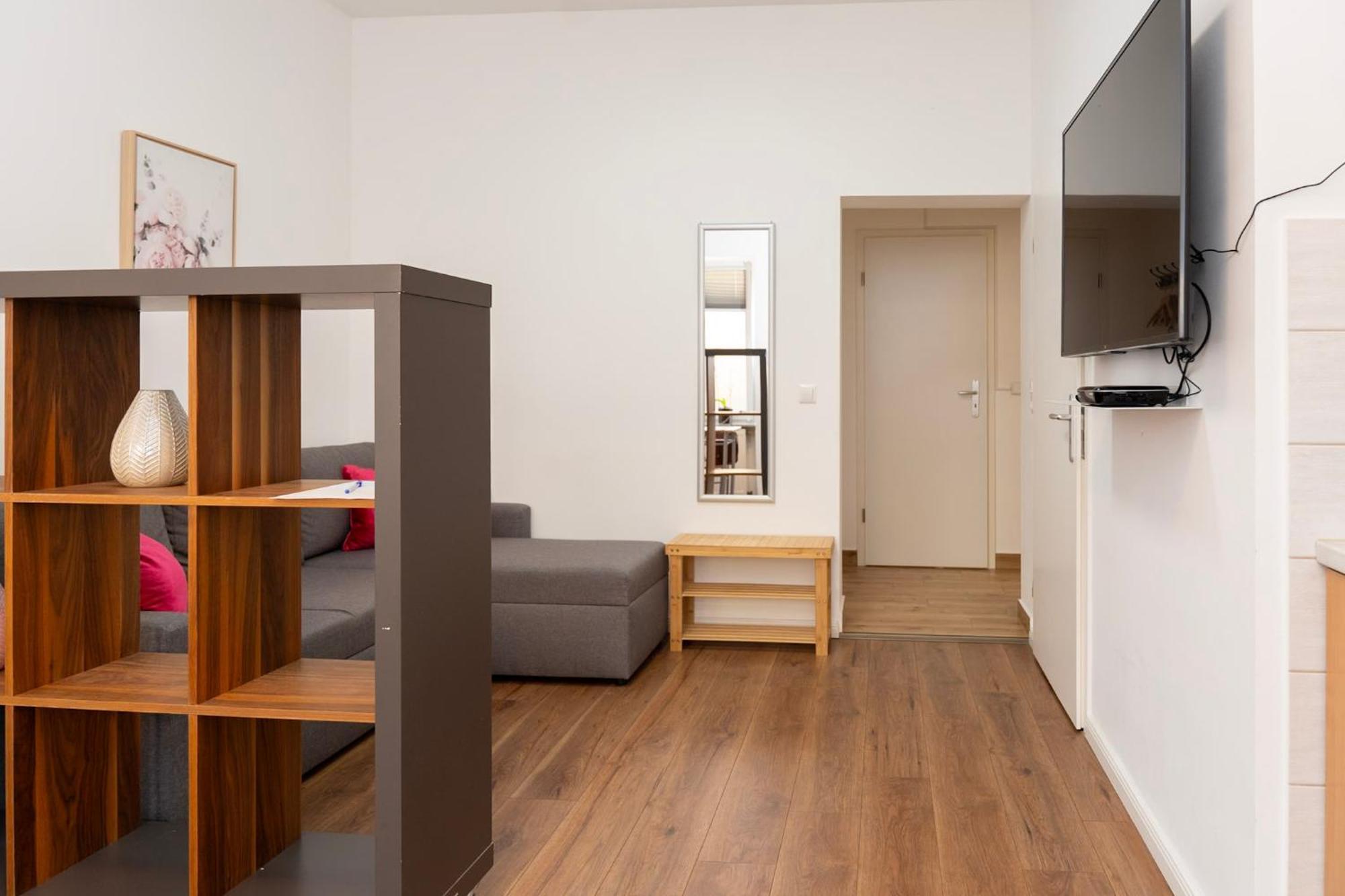 Cosy Nest - Apartment By Comfort Housing Falkensee Exterior photo
